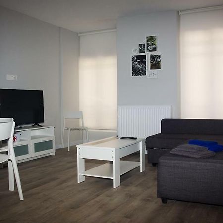 Apartamentos Gyc Viviendas Gold Леон Экстерьер фото