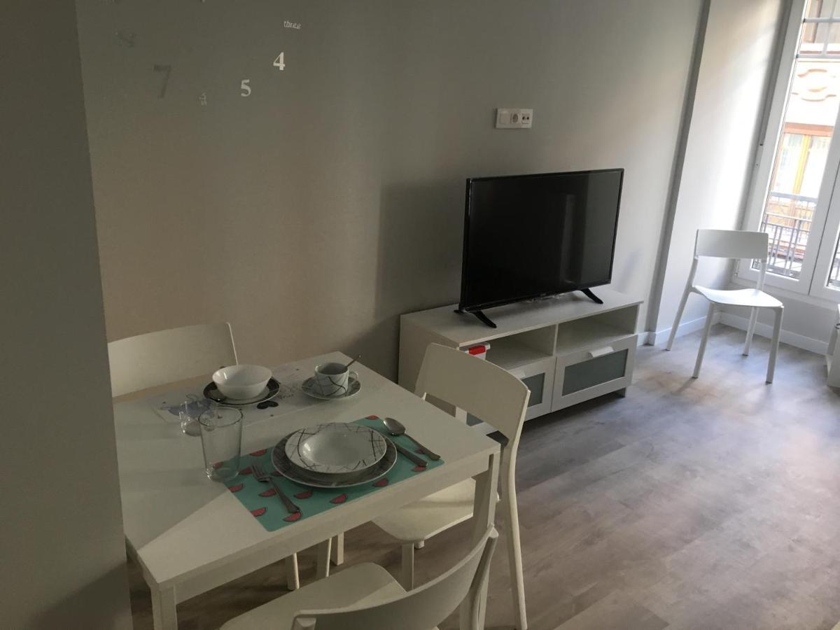 Apartamentos Gyc Viviendas Gold Леон Экстерьер фото